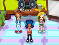 Play-dance-amb-un-grup-de-hip-hop-femeni